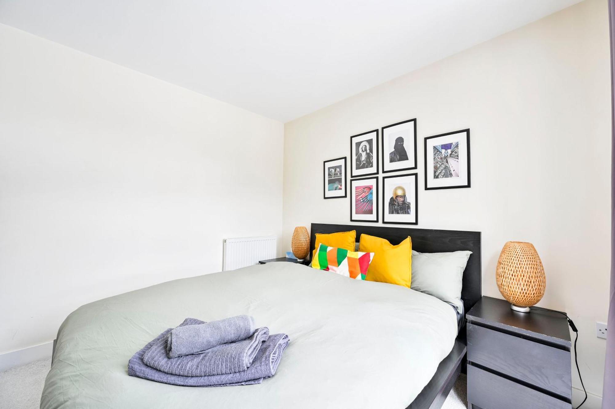 Апартаменты 2 Bed Flat Next Old Street Tube Лондон Экстерьер фото